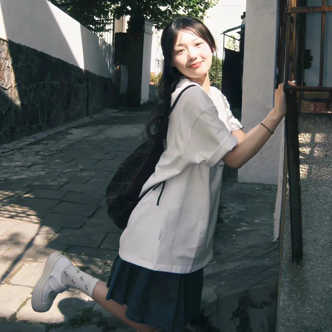 好女三头瞒